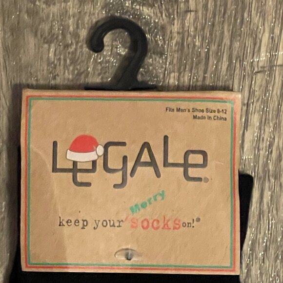 New Men's Legale Socks Christmas Theme Moose Santa Hat Black NWT - Picture 2 of 5